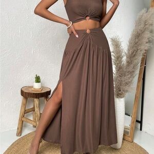 Elegant Brown Crop top & Maxi Skirt Set - Size medium